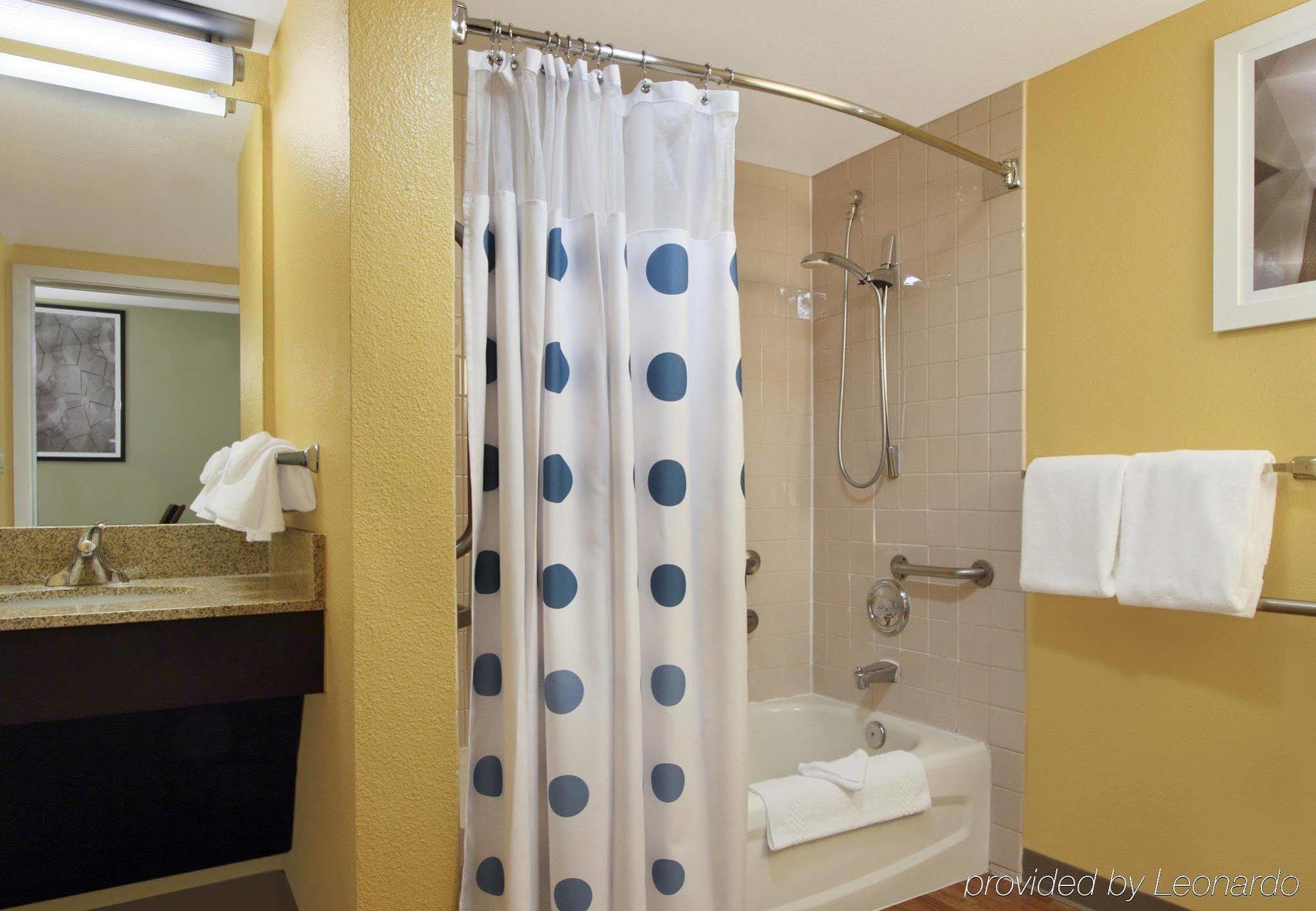 Towneplace Suites Newark Silicon Valley Exterior photo